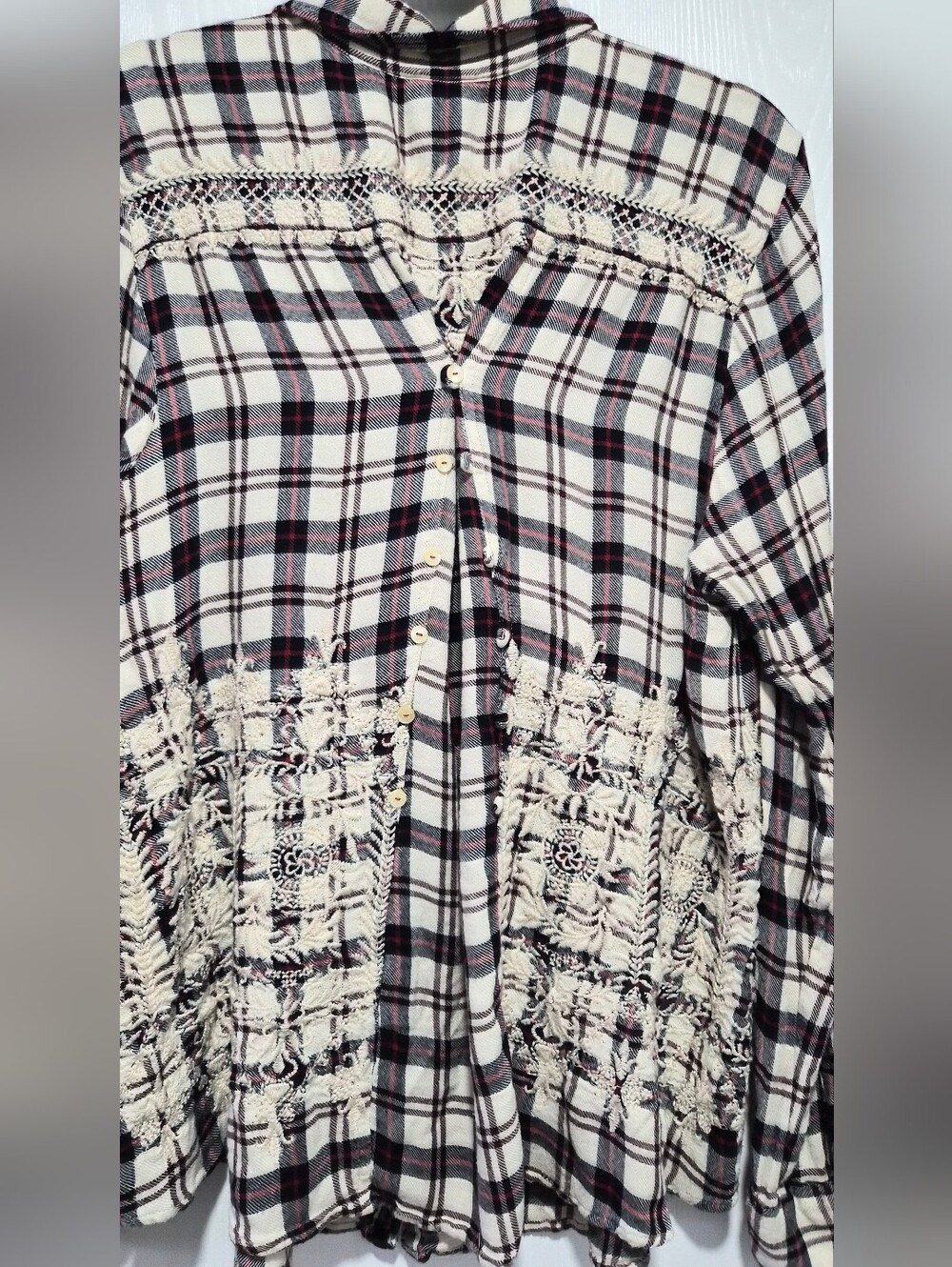 3J Workshop Johnny Was White Plaid Button-Down Shirt with Lace Embroidery Sz L - Picture 9 of 11